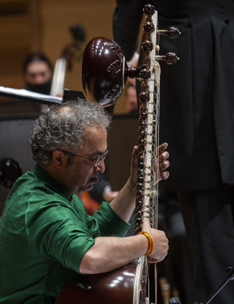 Extraordinario OSCyL Ravi Shankar Fotografía 16