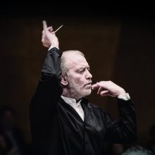 Dos leyendas de la música, el director Valery Gergiev y el pianista Michel Camilo, realzarán la temporada de la OSCyL en sendos conciertos extraordinarios en el CCMD