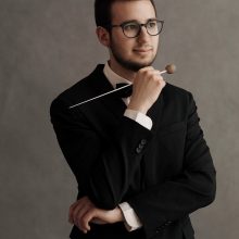 La Orquesta Sinfónica de Castilla y León dirigida por Jorge Yagüe y con su Coro dirigido por Jordi Casas, ofrece el viernes el ‘Concierto Extraordinario de Navidad’